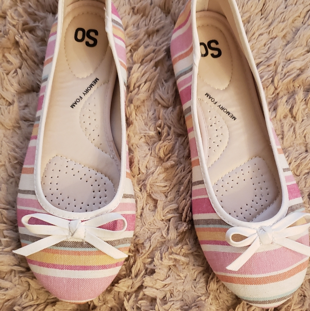 Women's shoes